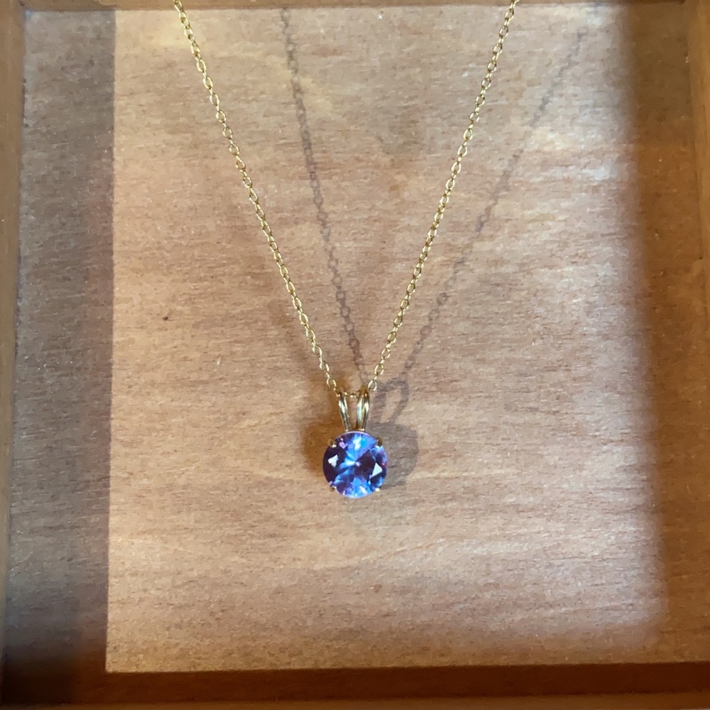 Solid 14k Gold & Bluish Purple Pendant